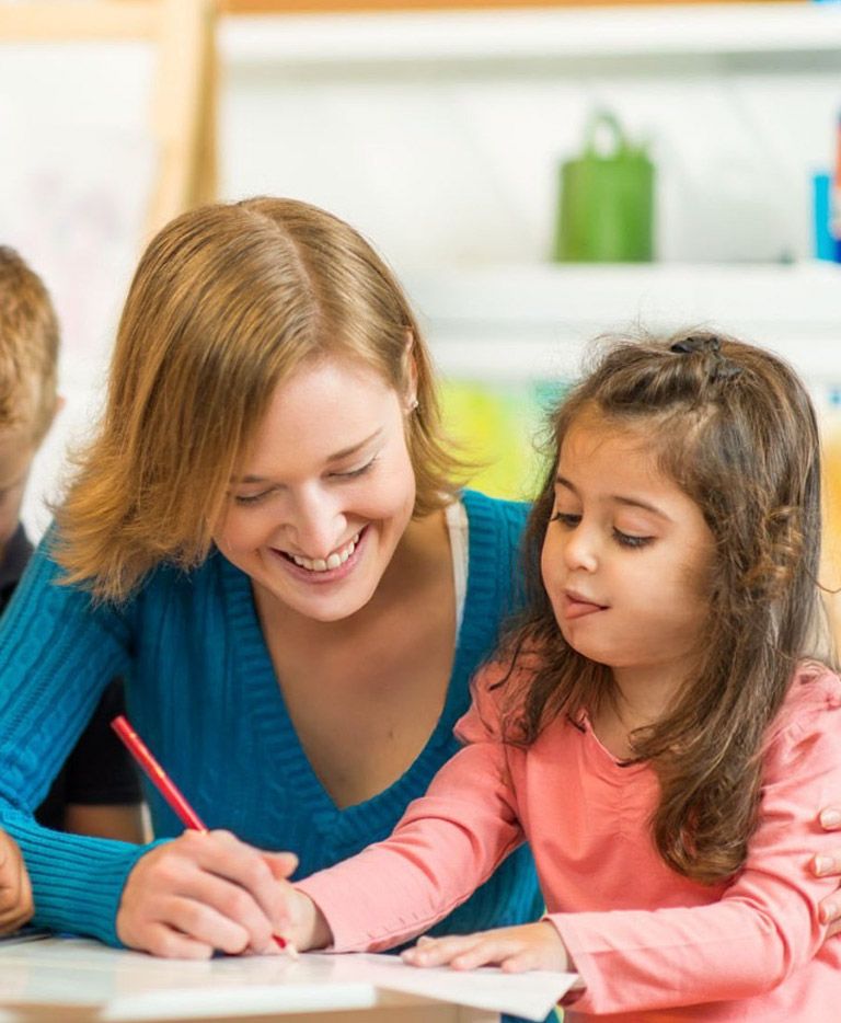 Evde Cocuk Bakıcısı